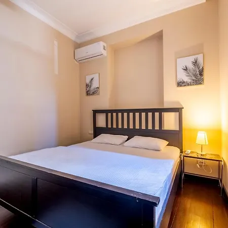 Stylish Flat, 3br, 2ba Apartment Istanbul