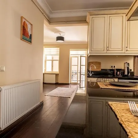 Stylish Flat, 3br, 2ba شقة *