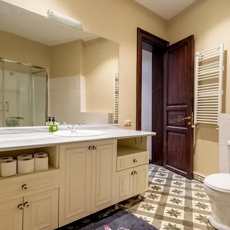 Stylish Flat, 3br, 2ba * اسطنبول